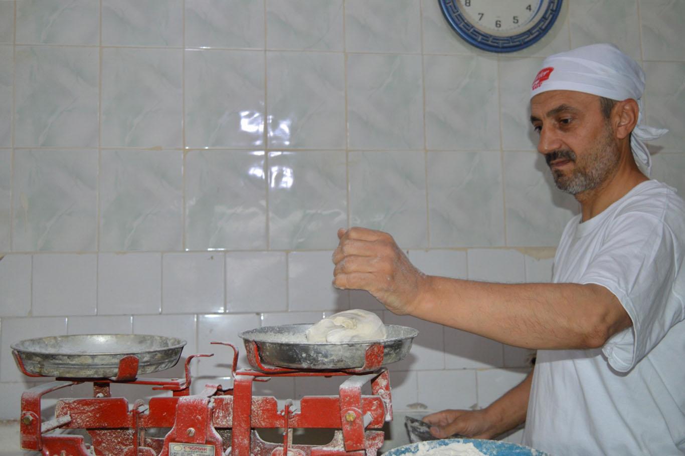 ​Bitlis’te ekmeğin gramajı düştü fiyatı yükseldi